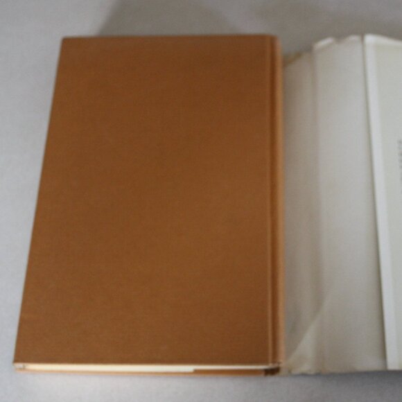 The Oak Island Mystery by R.V. Harris (1st Edition) - Picture 8 of 10